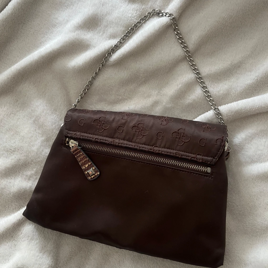 Liten guess väska  - 91