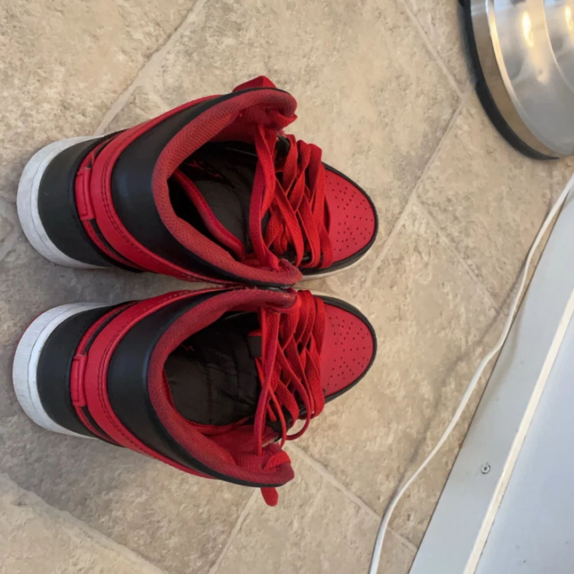 Röd svarta jorden 1s - 93