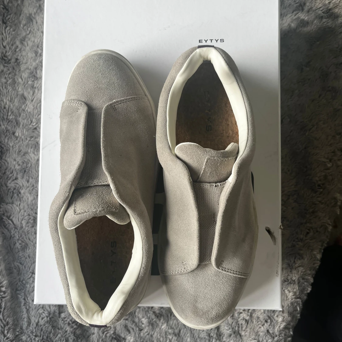 Eytys skor - 91