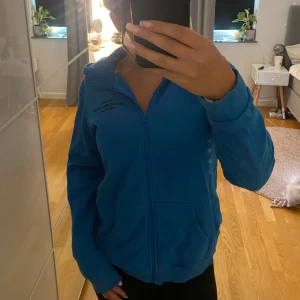 Kofta  - Inte min stil så kommer tyvärr inte till användning 