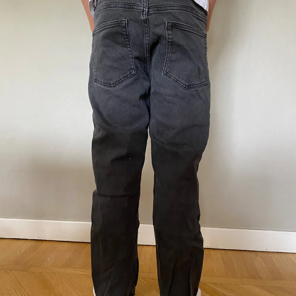 Ett par Lindex jeans  Bra skick  Storlek 146-152  . Jeans & Byxor.
