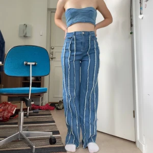 NA-KD byxor - Nytt skick storlek 38 Toppen är redan såld