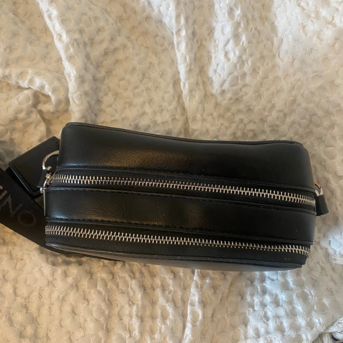 Valentino väska - 90