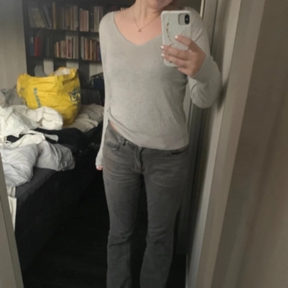 Grå tunn långärmad 