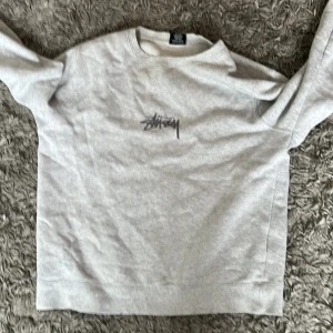 Stussy tröja  - Använder ej längre inget fel Cond 9/10