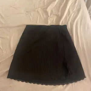 Säljer denna jätte söta kjolen
