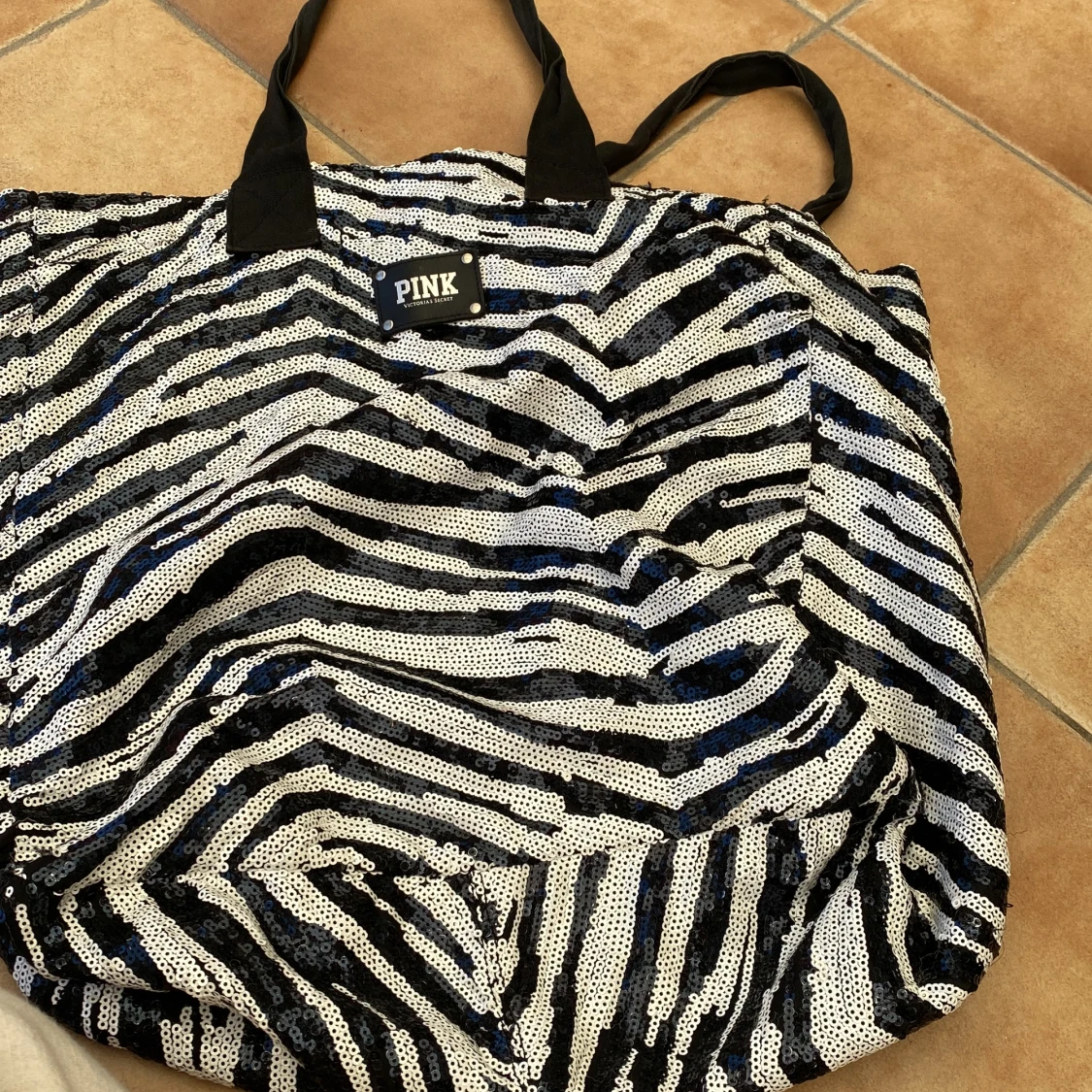 Viktorias secret väska - 90