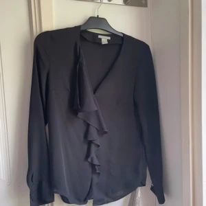 Topp - Fint skick. Strl 34