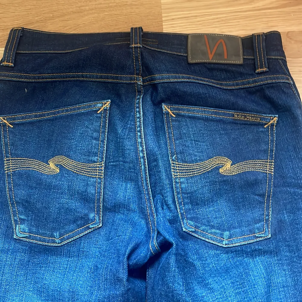 Nudie jeans grim tim  Slim fit Storlek w31 l32 Utmärkt skick . Jeans & Byxor.