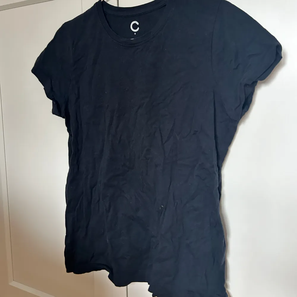 Pyjamas t-shirt från Cubus . Aldrig använd. Mörk blå. . T-shirts.