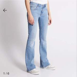 Bootcut jeans från lager157🫶 använt fåtal gånger, fint skick💕skriv om du har några frågor🫶