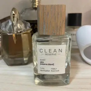 Clean reserve skin 50ml.  nypris 880 