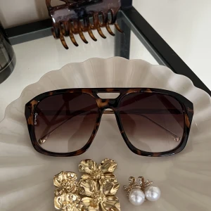 Solglasögon  - Solglasögon från Otra Eyewear ☀️