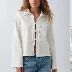 Gina Tricot Knyttopp - Säljer denna supersöta topp från gina tricot. Den har aldrig används och prislappen sitter kvar🌟