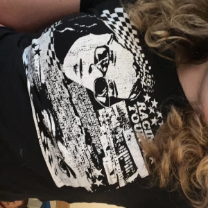 Fin race tour tröja -  En fin magtröja som passar till allt 🤍