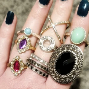 Unika vintage ringar - Fråga för info 