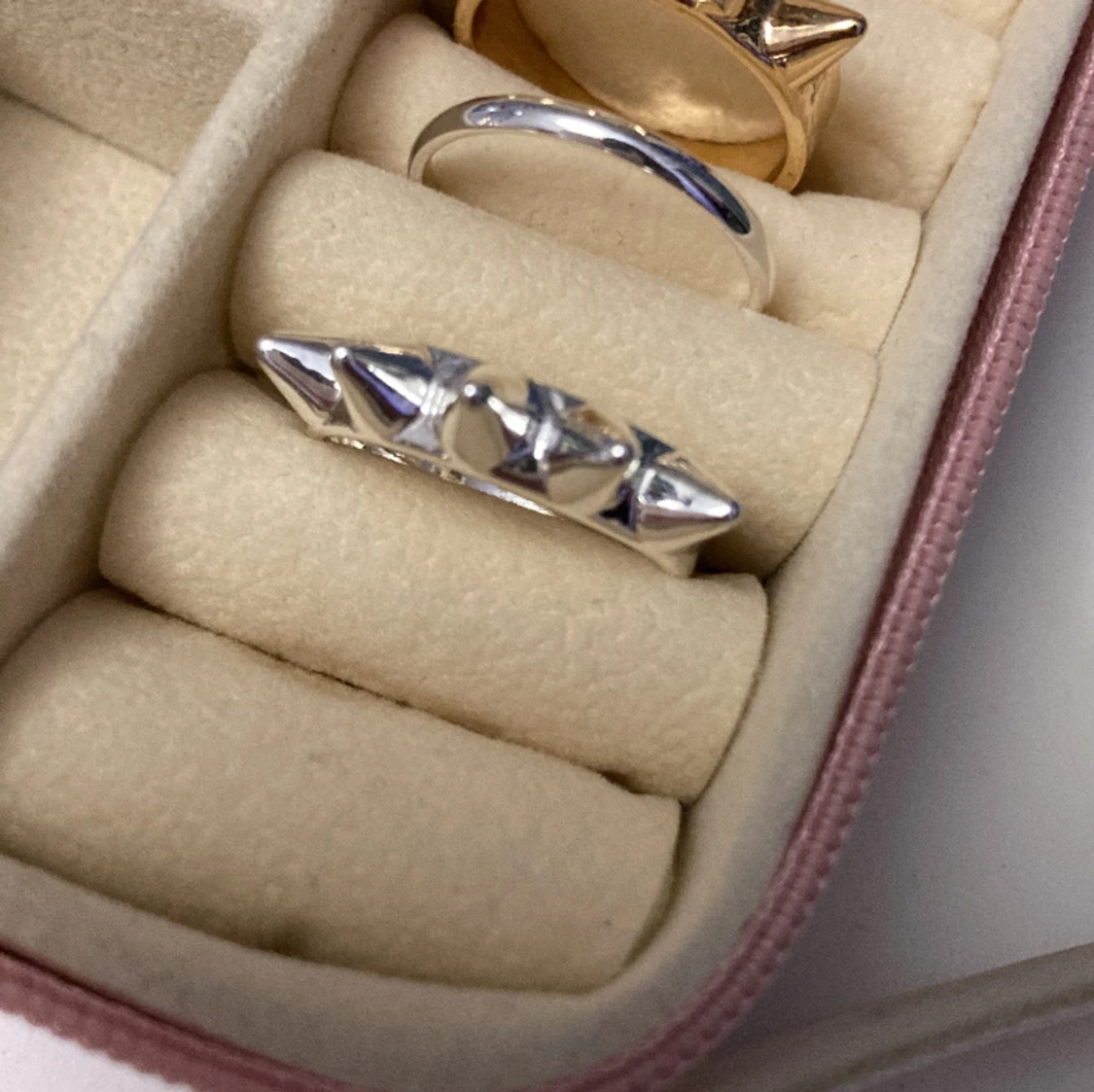 snyggaste ringen - 1