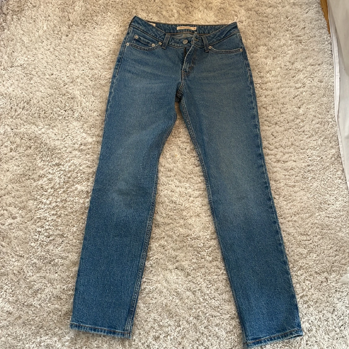 Lågmidjade levis jeans