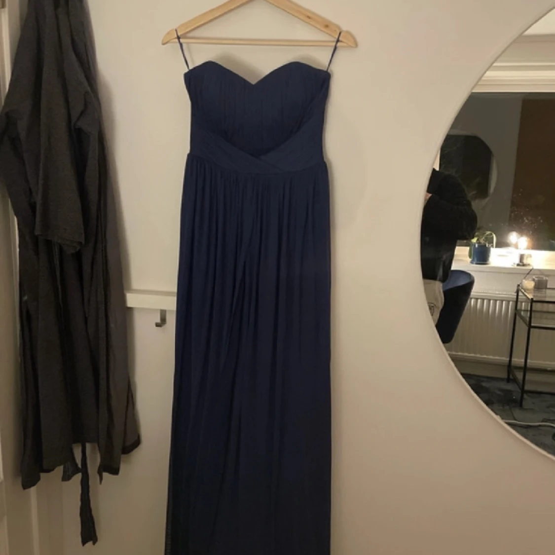 Mörkblå balklänning