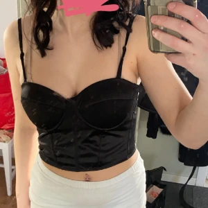 Korsett tipp - Korsett topp, aldrig använd💕