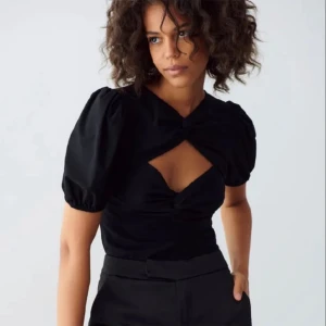 Gina topp - Knappt använd!🥰