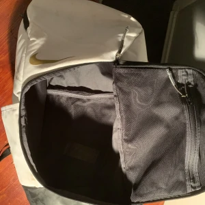 Nike elite backpack  - nike elite ryggsäck 
