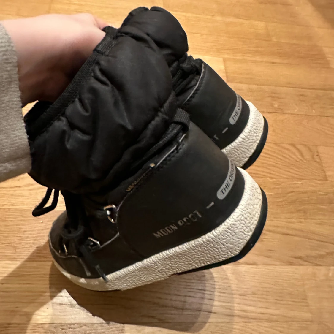 Låga moonbootsskor - 91