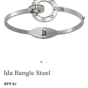Edblad armband  - Säljer detta fina Edblad armband💕 Inga defekter  Nypris 500