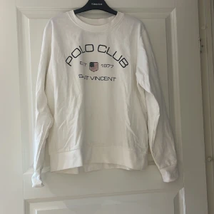 Tröja  - Tröja i storlek S och är i mycket gott skick