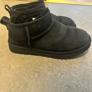 Ugg  - Uggs Ultra mini 38