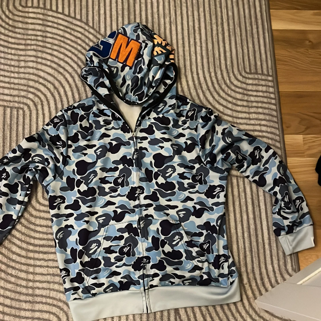 Snygg blå Bape kofta 