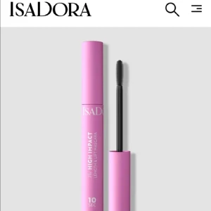 Isadora mascara  - En mascara från isadora, köpt på Lyko i Stockholm för 169 kr💞Säljer då jag aldrig kommer använda den!  Den förlänger och lyfter fransarna och är en okomplicerad, väldigt enkel applicering! Glider lätt på fransarna! Lätt, krämig & flexibel, säger lyko