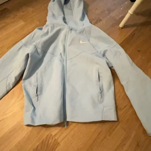 Nike Nocta techfleece  - Säljer Nike Nocta Tech Fleece som har bra kvalite och nästan aldrig använd