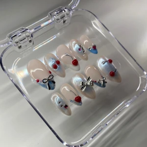 Cherry Summer Press On Nails - Storlek S  Kit med lim, fil, buffer ingår!!