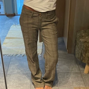 Kostymbyxor  - Super snygga kostymbyxor från zara❤️jag är 164 cm lång❤️