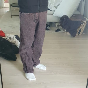 Baggy byxor - Jätte bra skick, inga skador, 