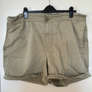 Shorts - ”Natur gröna” shorts