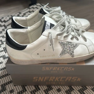 Golden goose  - Golden goose i storlek 43 i bra skick kn gå ner i pris vid snabb affär 