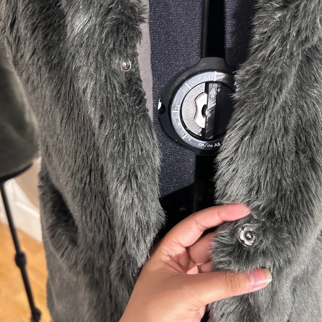 Päls väst med luva - 91