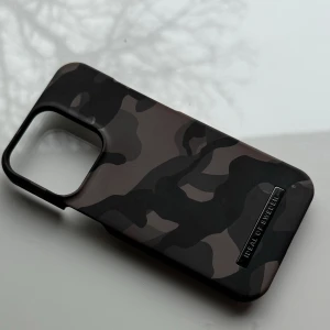 Ideal of Sweden iPhone skal - Helt nytt och oanvänt skal från ideal of Sweden, passar iPhone 13 pro. Säljs pga ny mobil, säljer flera skal. 