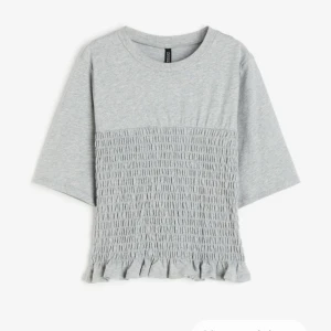 smockad topp - jätte snygg tröja från hm