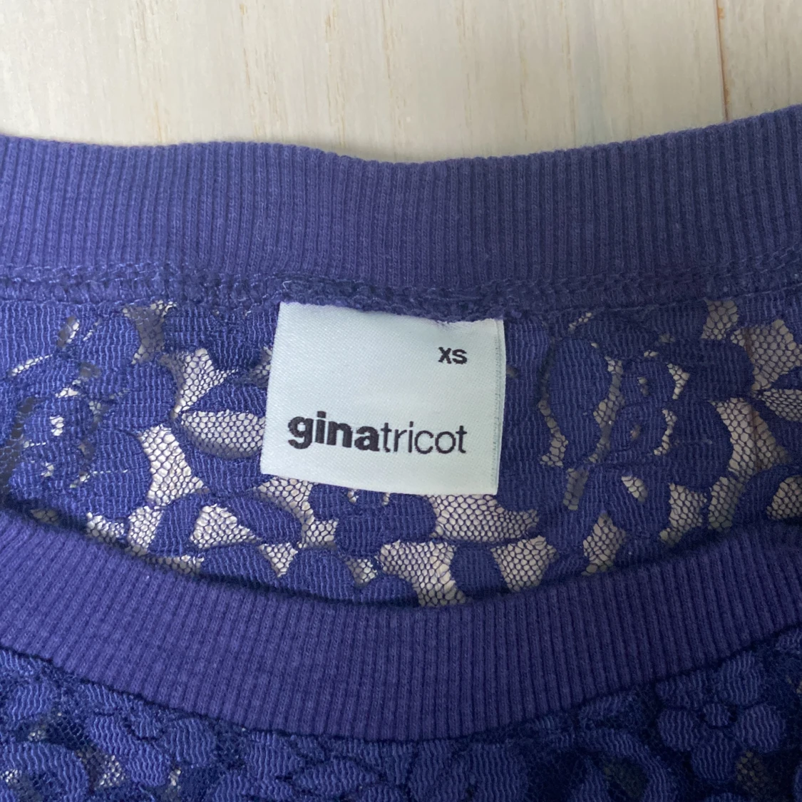 Spets långärmad  - 91