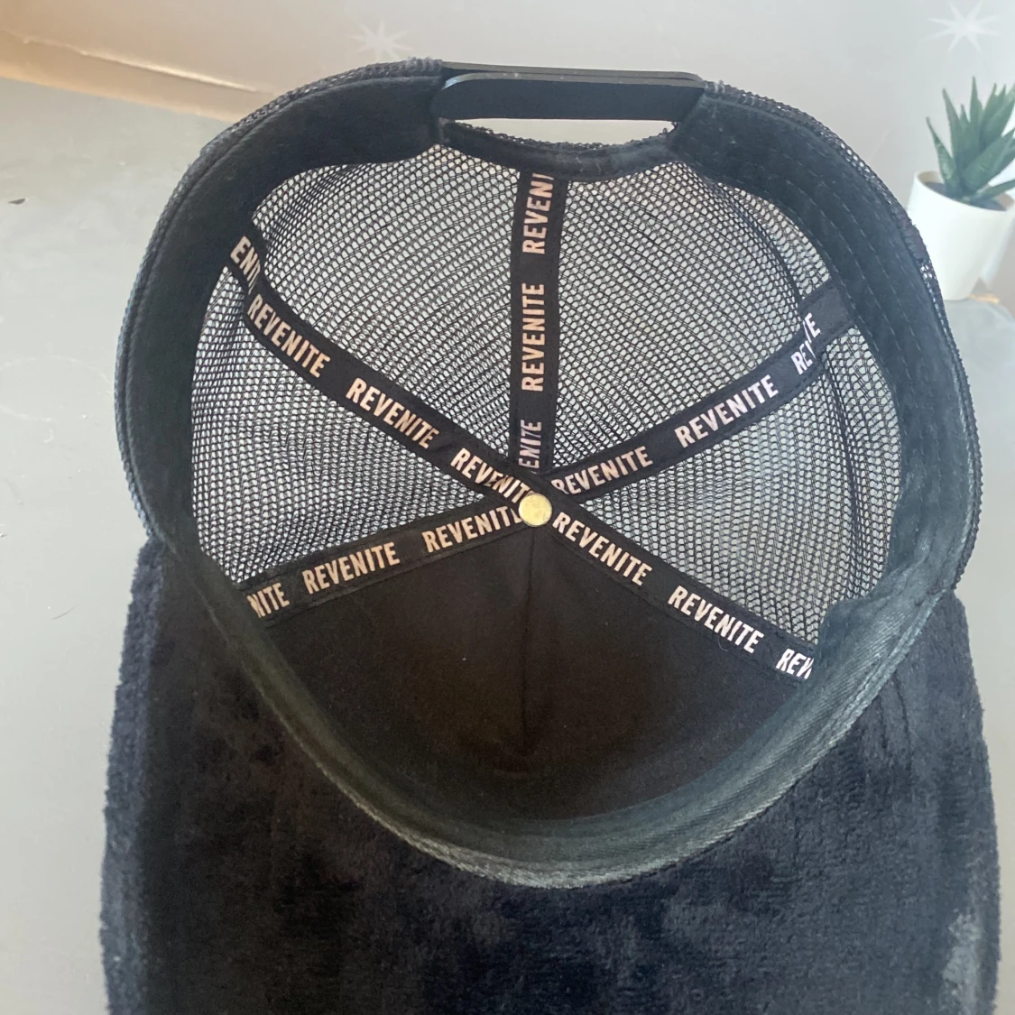 Revenite keps - 90