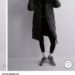 ROCK AND BLUE - Helt ny använd 1 gång. Inköpt 1 månad sedan. Storlek 34.