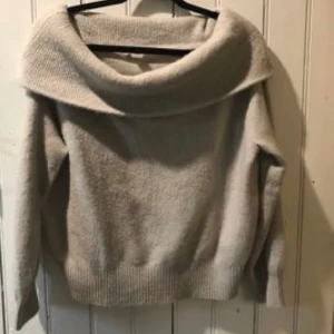 Tröja hm - Säljer denna tröja ifrån hm som jag inte löngre använder💗