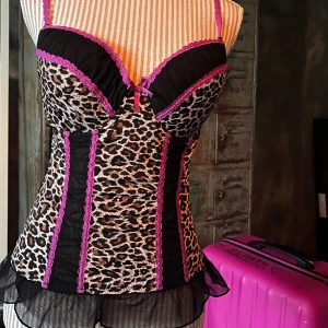 Bustier - Så fin bustier/bh  topp. Köpt secondhand men inte min stil längre❤️