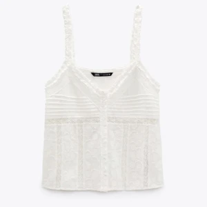 Zara topp💗😍 - Säljer denna populära top i storlek M pga att den är tyvärr förstår för mig!