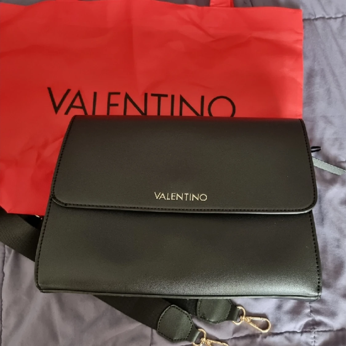 Valentino väska  - 91