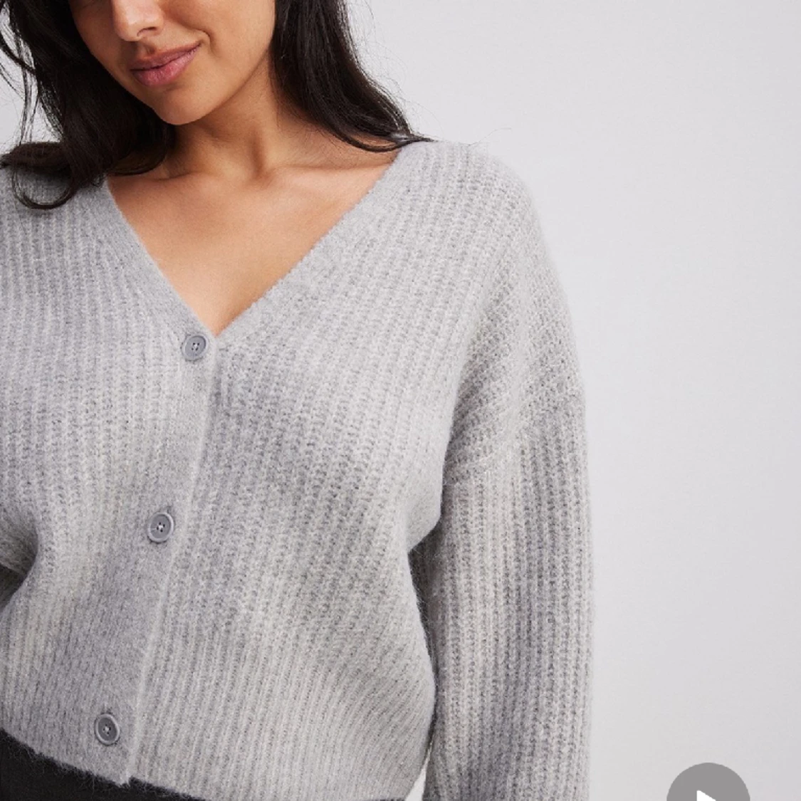 Grå stickad kofta - 90