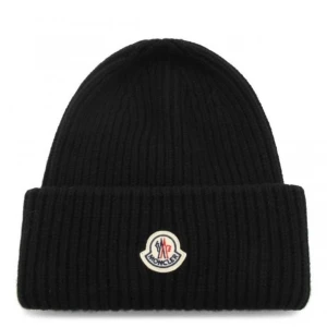 Moncler beaine  -  Kontakta för mer bilder  Påse ingår ✅ Priset är inte fast